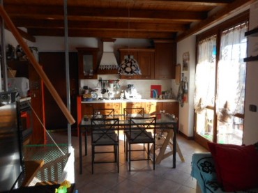 Soggiorno con Angolo Cottura
